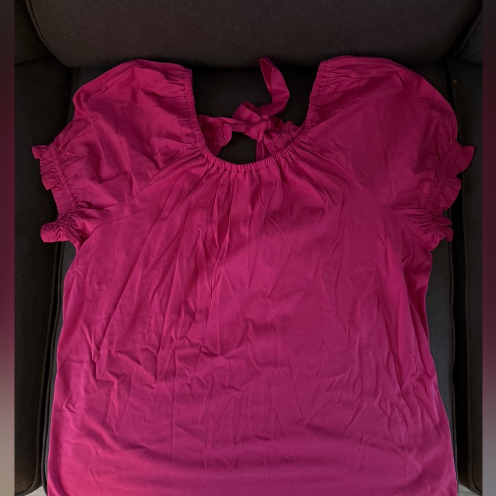 NWT J. Crew Women’s Top w/ Bubble Sleeve & Bow detail on back 💕✨